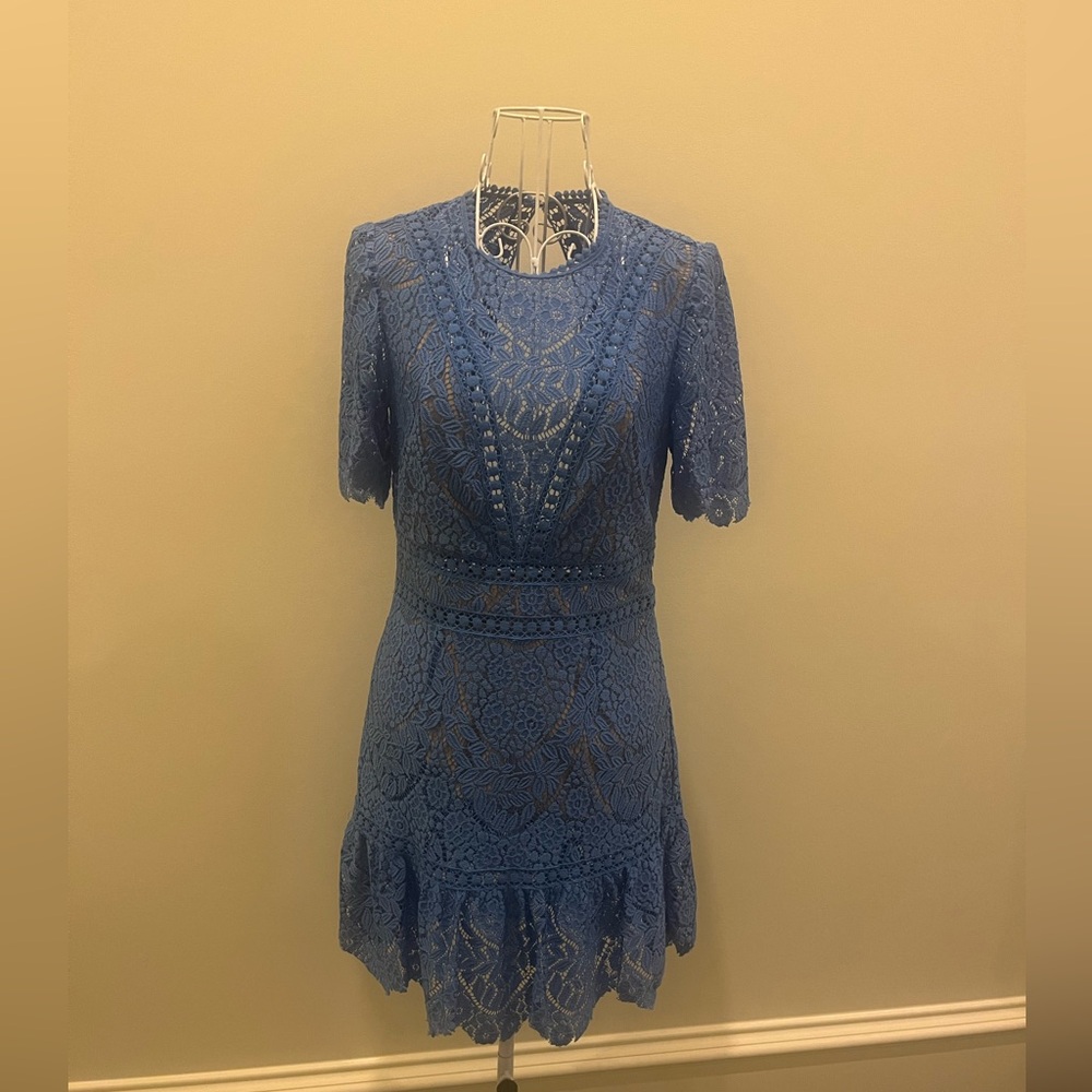 Saylor Dress size small
